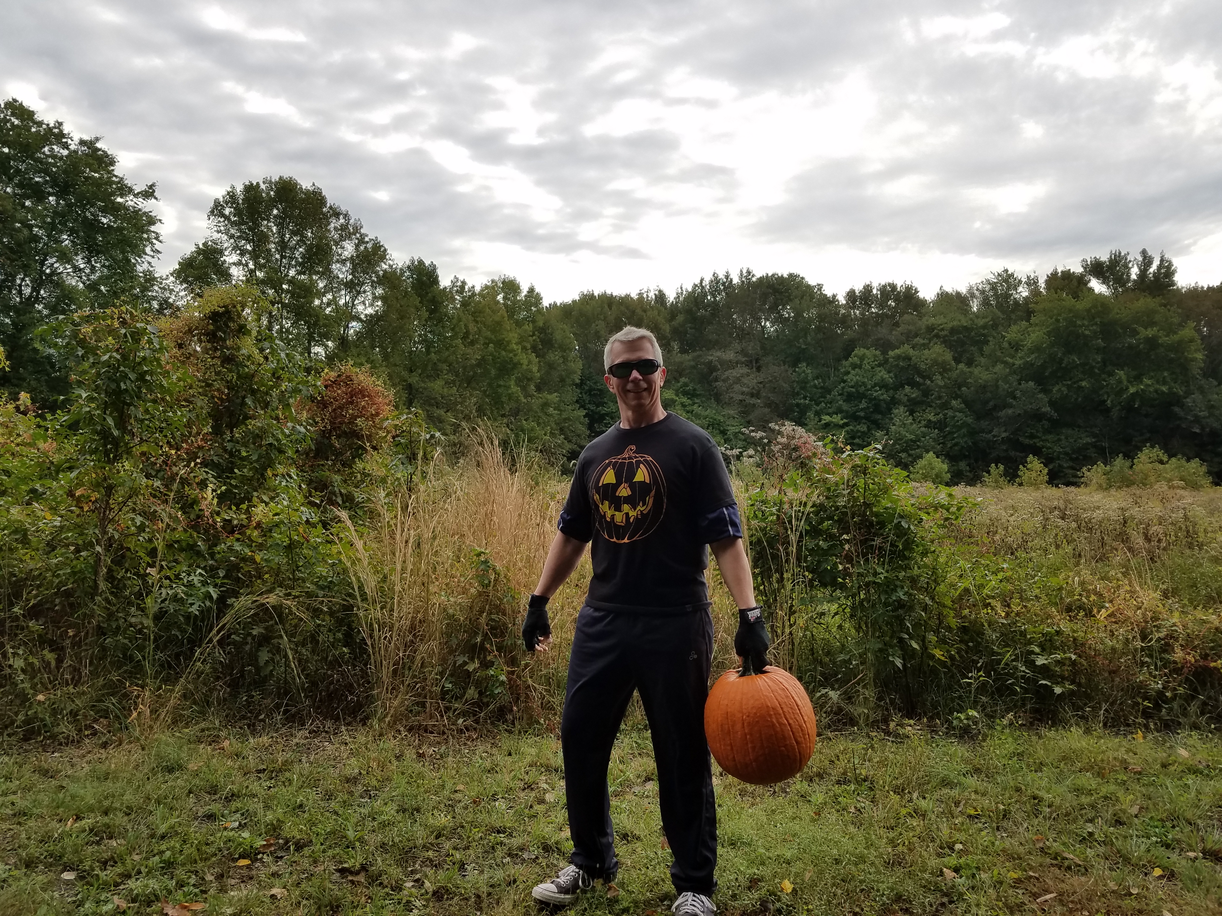mark mellohusky Halloween pumpkin outdoor workout seven stars fitness
